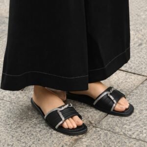 black flats
