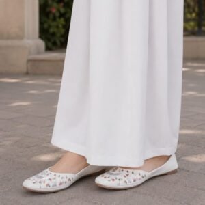 white khussa